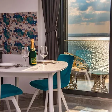 Amazing Sunset View Apart Apartment